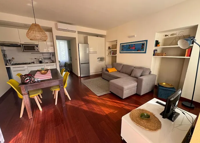 Be Your Home - o Sister'S House